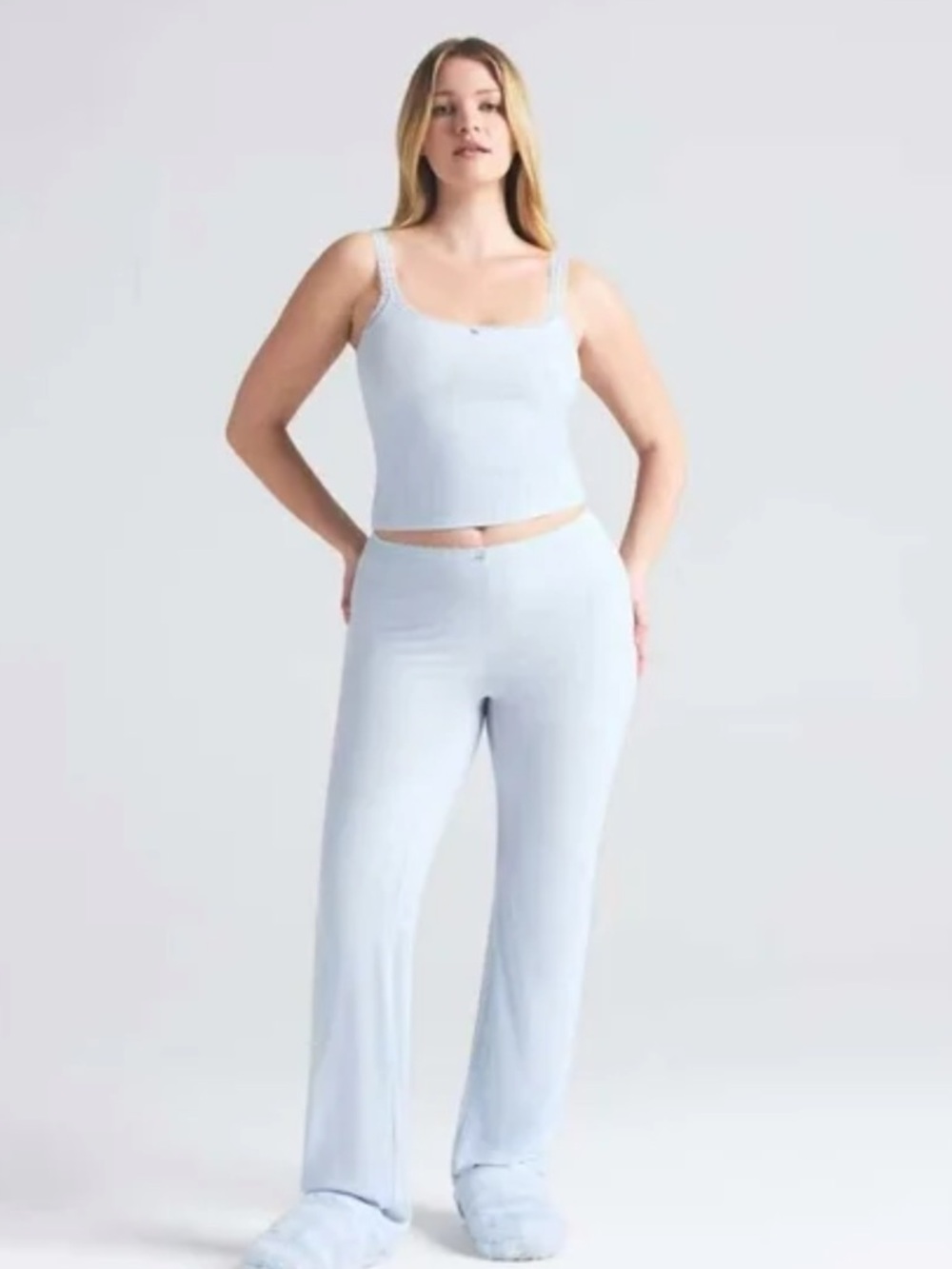 SKIMS Soft Lounge Lace Cami & Pant Set in Blue Quartz. Size XS.